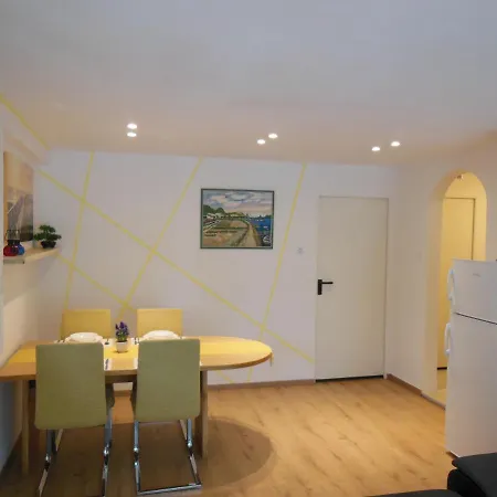 Apartma Jadran 포르토로즈