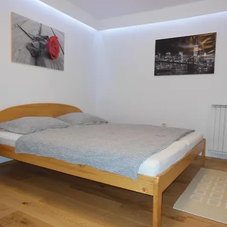 Apartma Jadran Apartamento *
